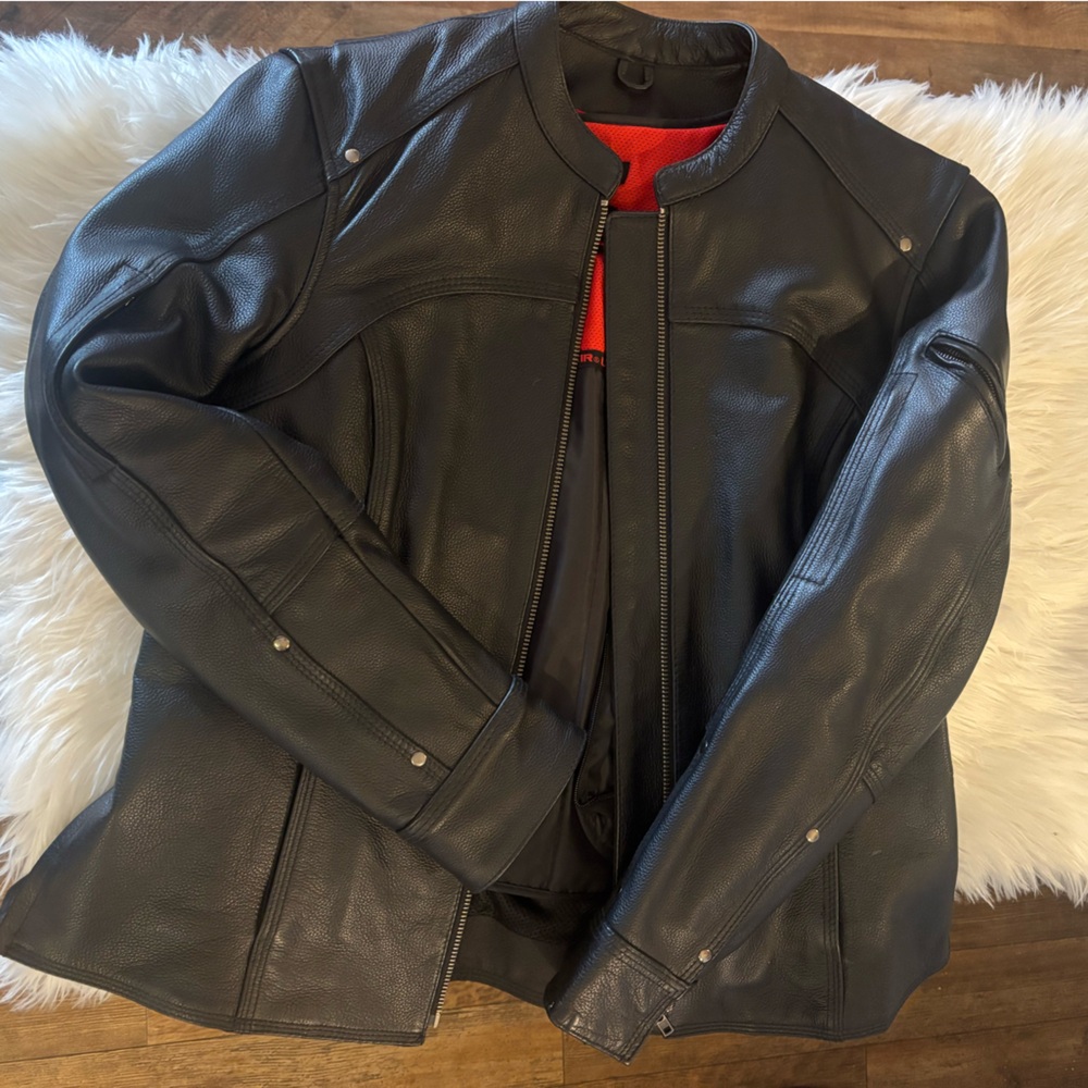 WoMen's Black Leather Jacket
